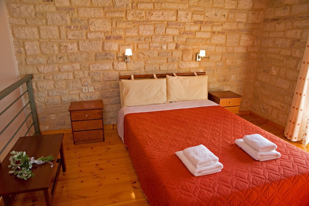 Enastron Villas كيوبارِسِيا الغرفة الصورة